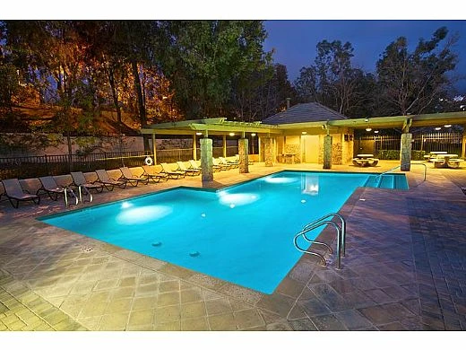 J&J Electronics PureWhite LED Pool Light XI Series | 120V Equivalent To 500W+ 30' Cord | LPL-F5W-120-30-P 21070 - Image 3