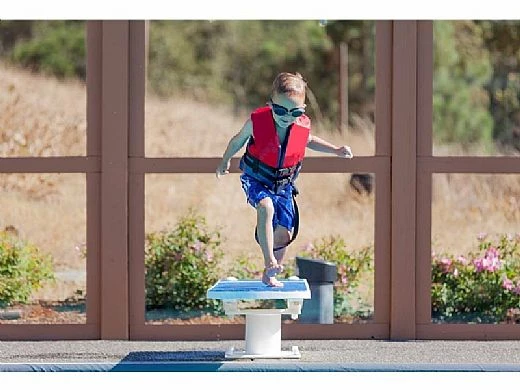 SR Smith Salt Pool Jump System With TrueTread Board Complete | 6' White With Blue Top Tread | 68-207-5762B - Image 2