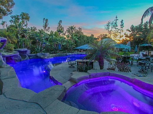 J&J Electronics ColorSplash XG-W Series RGB + White LED Spa Light | 120V 30' Cord | LPL-S2CW-120-30-P 23010 - Image 3