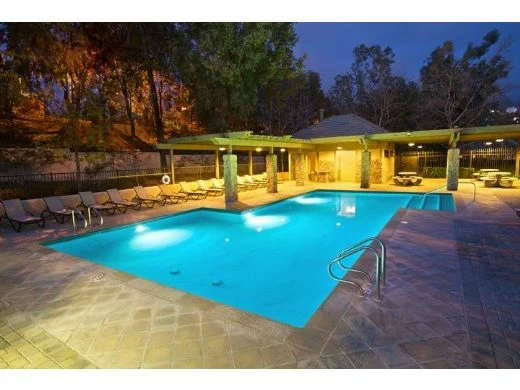 J&J Electronics PureWhite LED Spa Light | 120V Warm White Equivalent To 100W 30' Cord | LPL-S1W-120-30-P27 21137 - Image 3