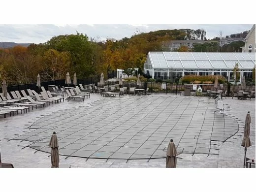 Merlin Dura-Mesh 15-Year Mesh Safety Cover | Rectangle 16' X 32' | 4' Offset 4' X 8' Left Side Step | Black | 31M-M-BK - Image 4